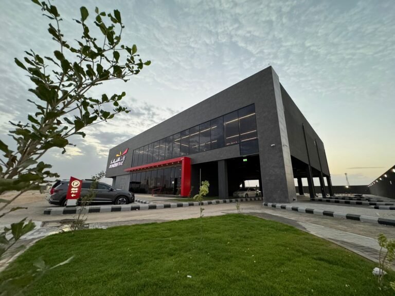 Fitness Time Club floating design with parking solution by Archecho